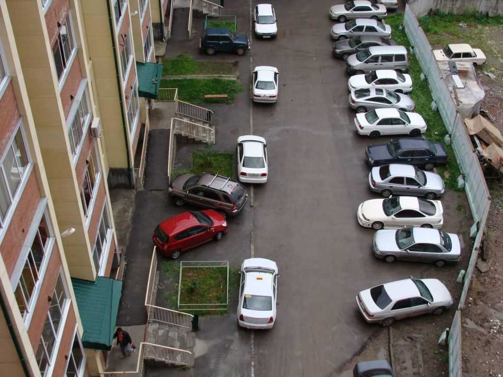 Параллельная парковка задним ходом пошаговая инструкция, по новым правилам 2021 года