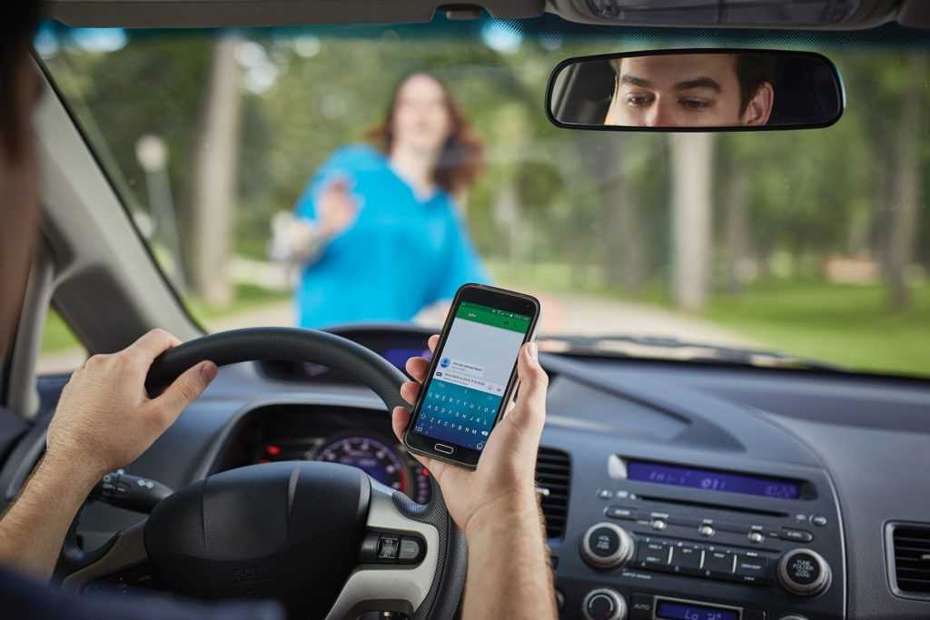 Какие приложения стоит установить на смартфон или планшет автомобилистам