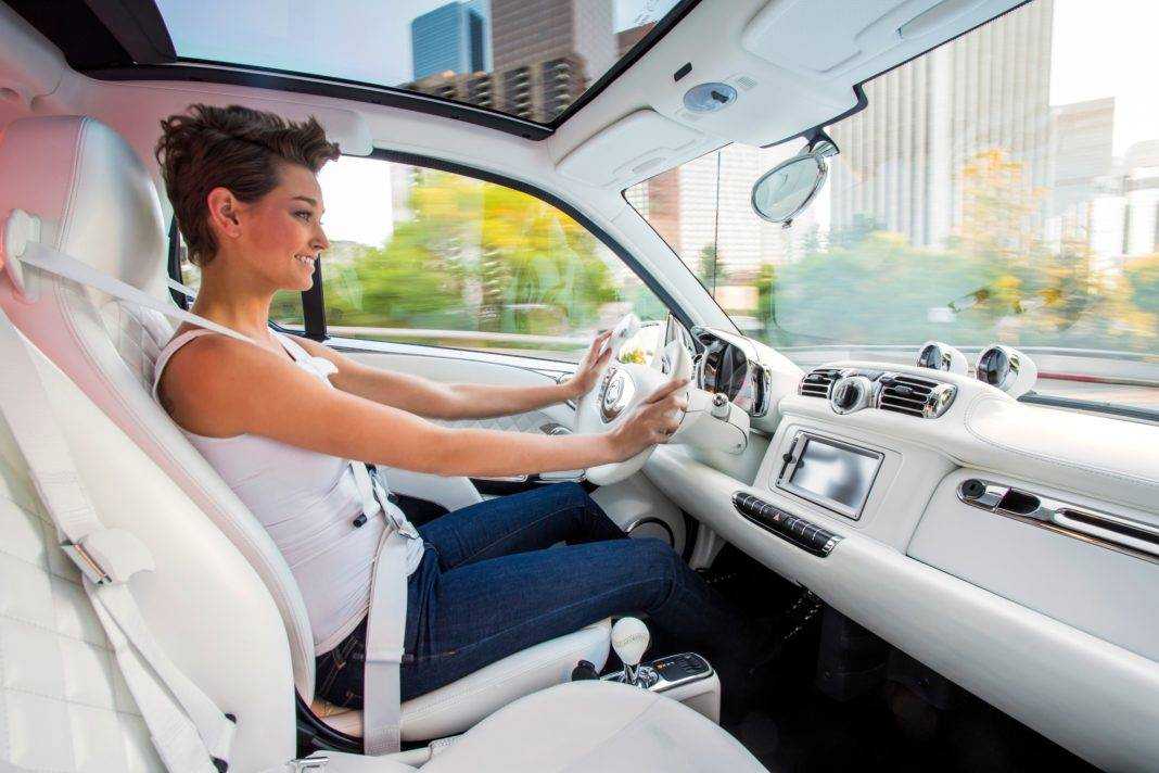 Вождение в жару: 4 полезных совета для начинающих автомобилистов