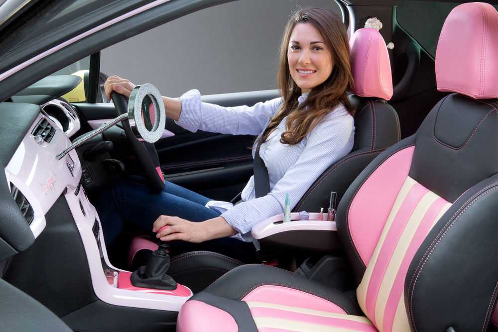 Лучшие премиум-­автомобили для женщин