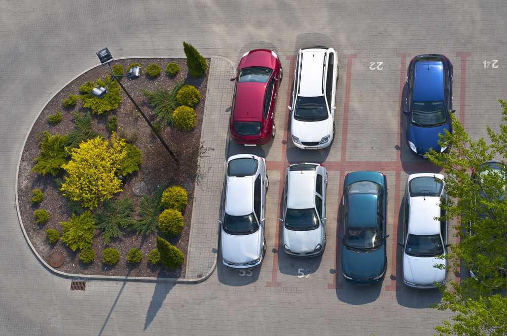 Нормы и правила парковки во дворах многоквартирных домов | услуги жкх в 2022 году