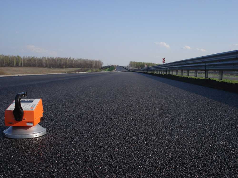 В россии начнут строить пластмассовые дороги