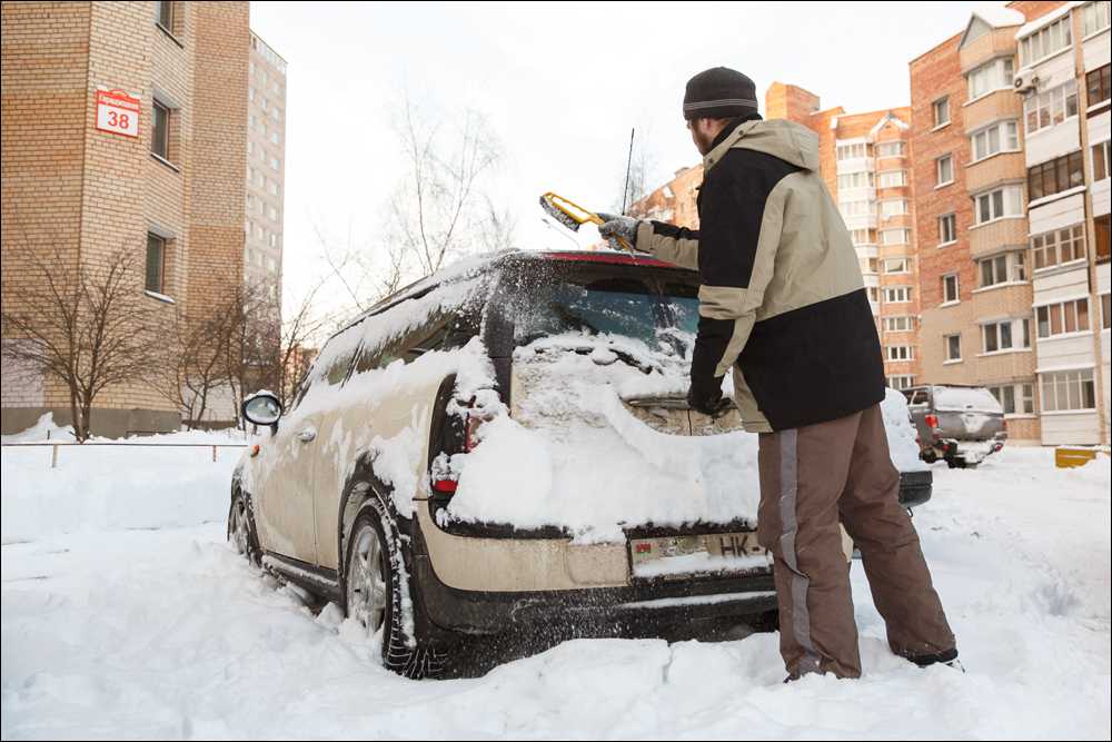 Как чистить машину от снега зимой - все о лада гранта
