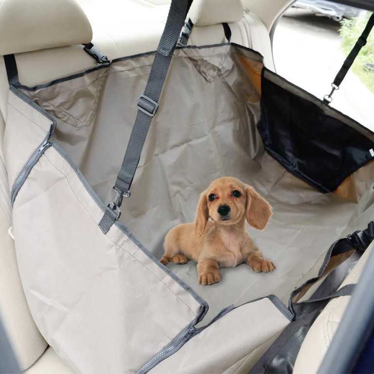 Автомобиль накидка собака. Автогамак сумка Титбит. Перевозка собак в машине. Накидка на сиденье для собак. Автогамак для маленьких собак.