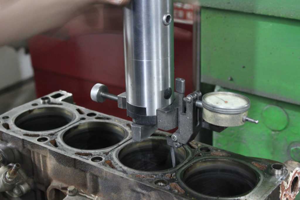 Хонингование, что такое хонингование цилиндров при капитальном ремонте двигателя. что такое хонингование цилиндров. хонингование цилиндров своими руками.