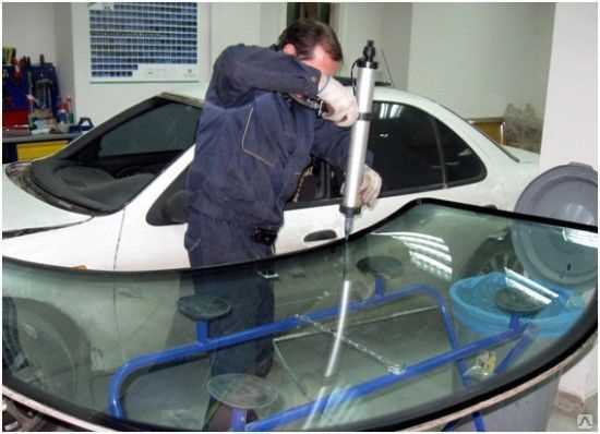 Замена лобового стекла автомобиля своими руками