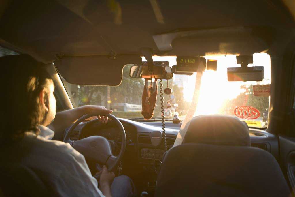 Как пережить жаркое лето в машине: основные советы