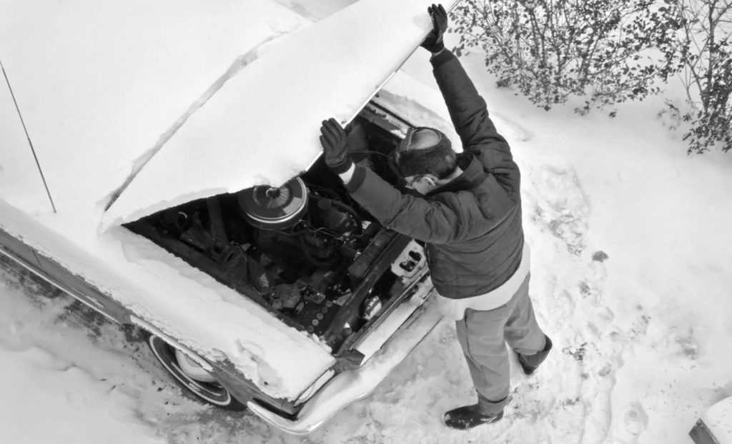 Лайфхак: как зимой в авто подогреть еду?